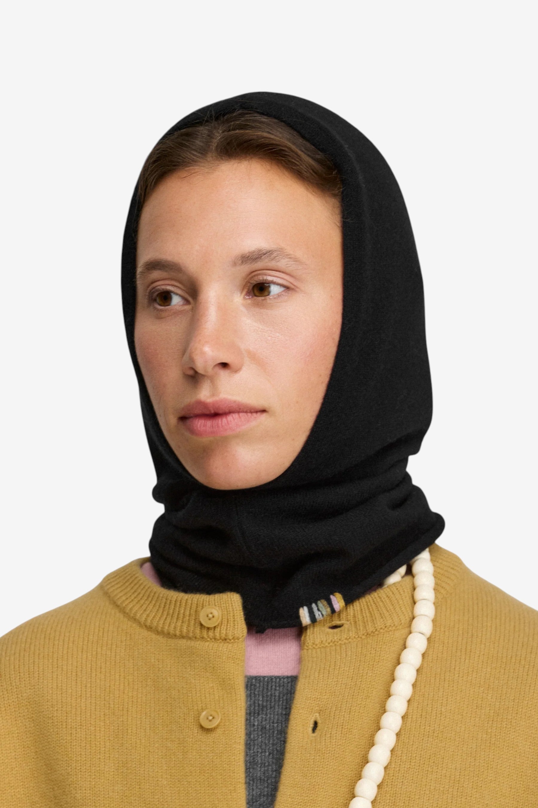 Azz in Raven - extreme cashmere | Afura Store