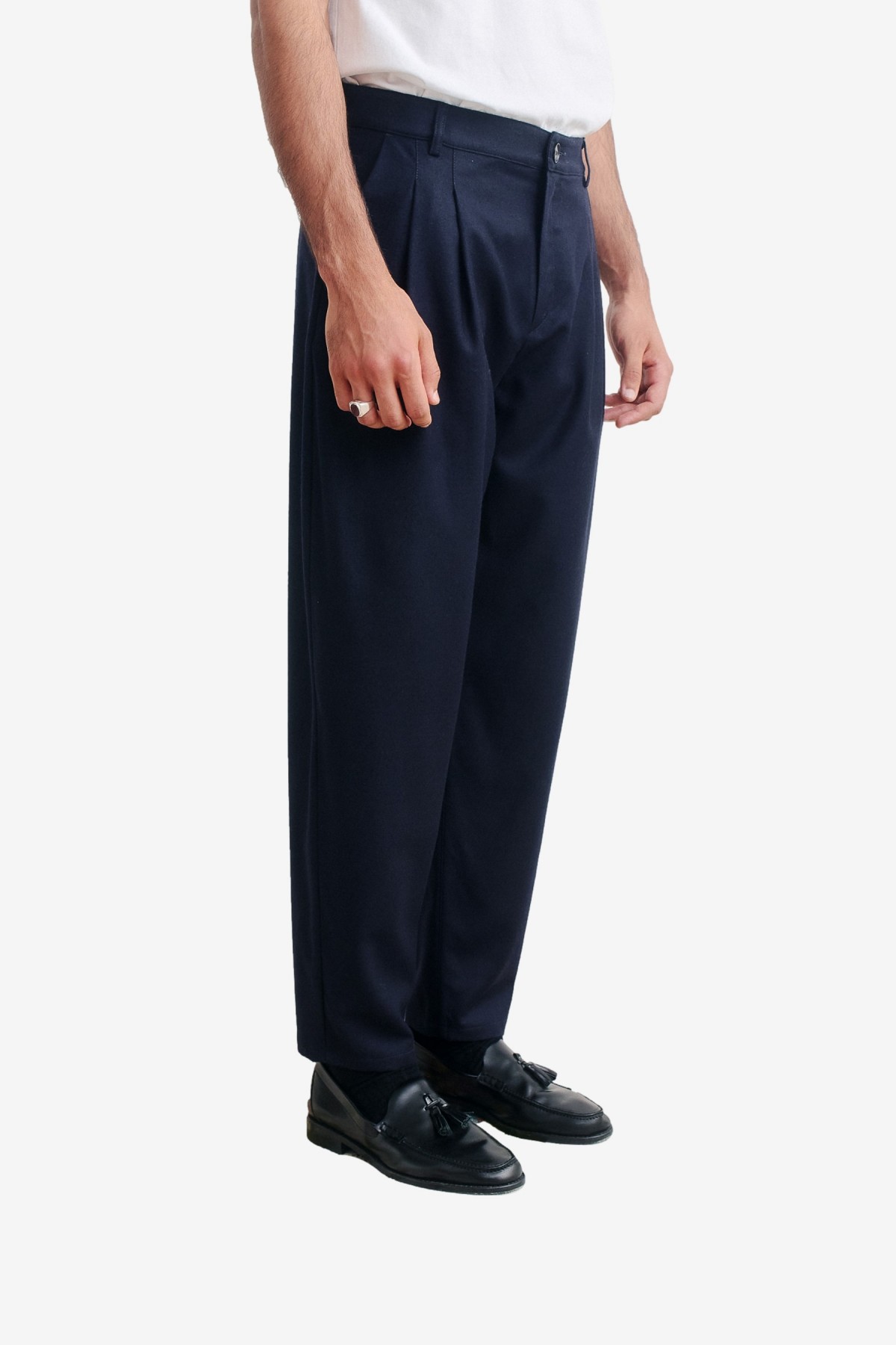 A Kind of Guise Pleated Wide Trousers in Navy Flannel