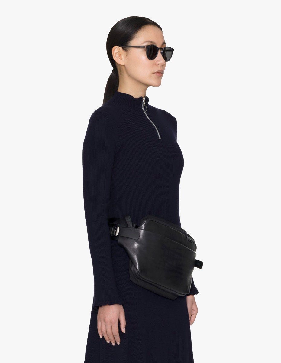 Cote & Ciel Isarau S Alias Leather in Agate Black 
