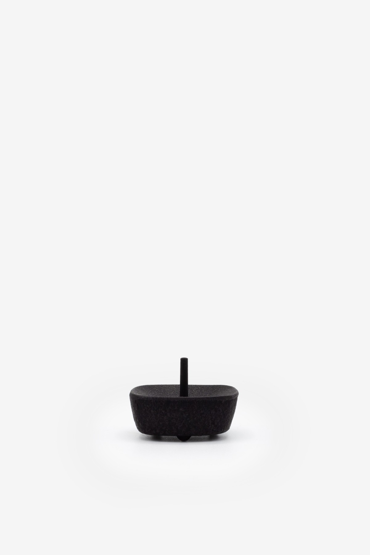 Hasami Porcelain Candle Stand in 