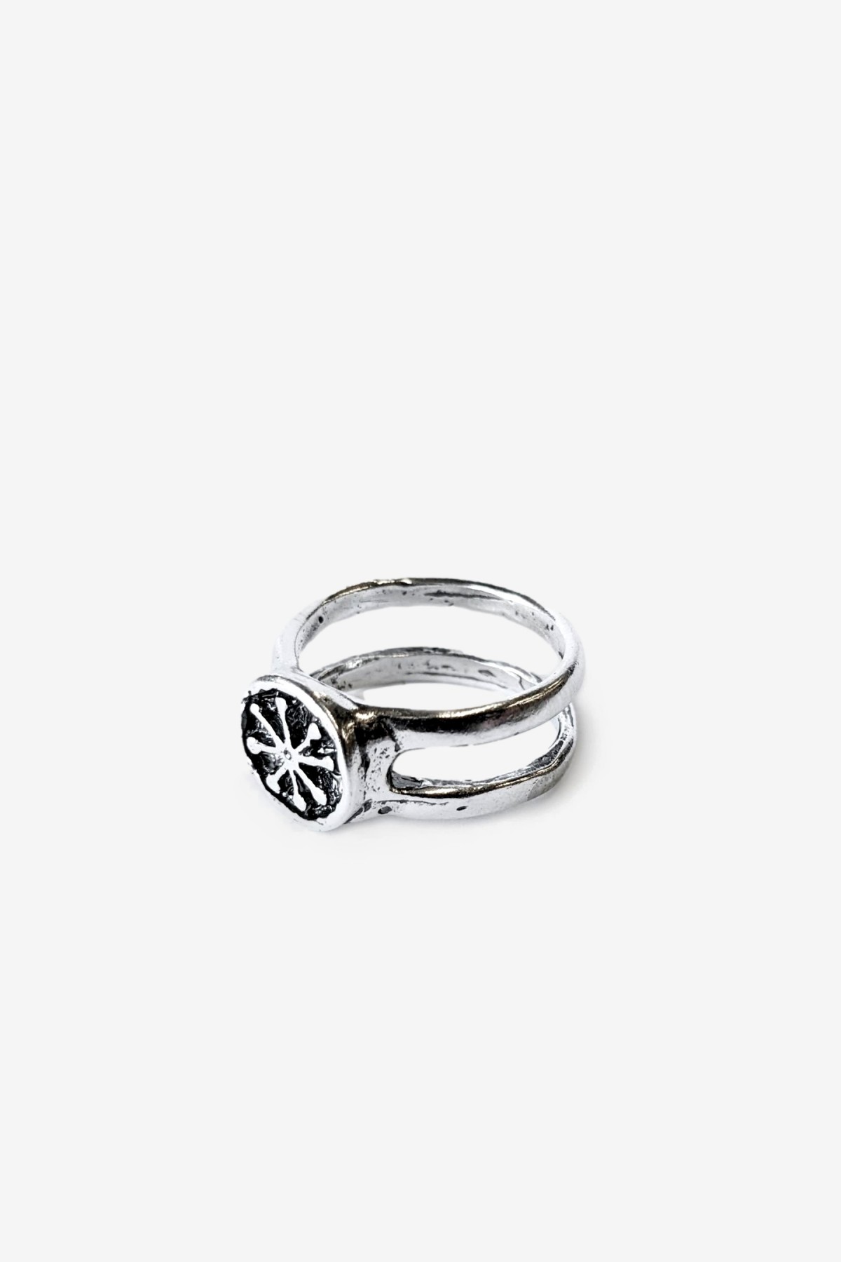 Heresy Compass Ring in Silver