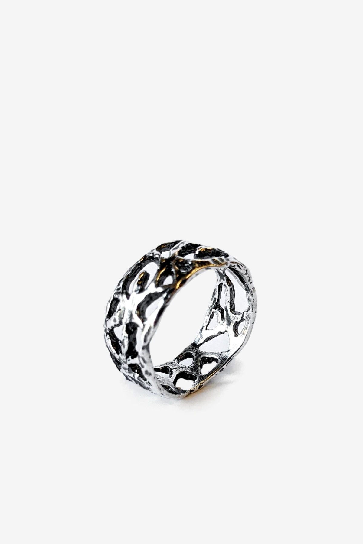 Heresy Wattle Ring in Silver