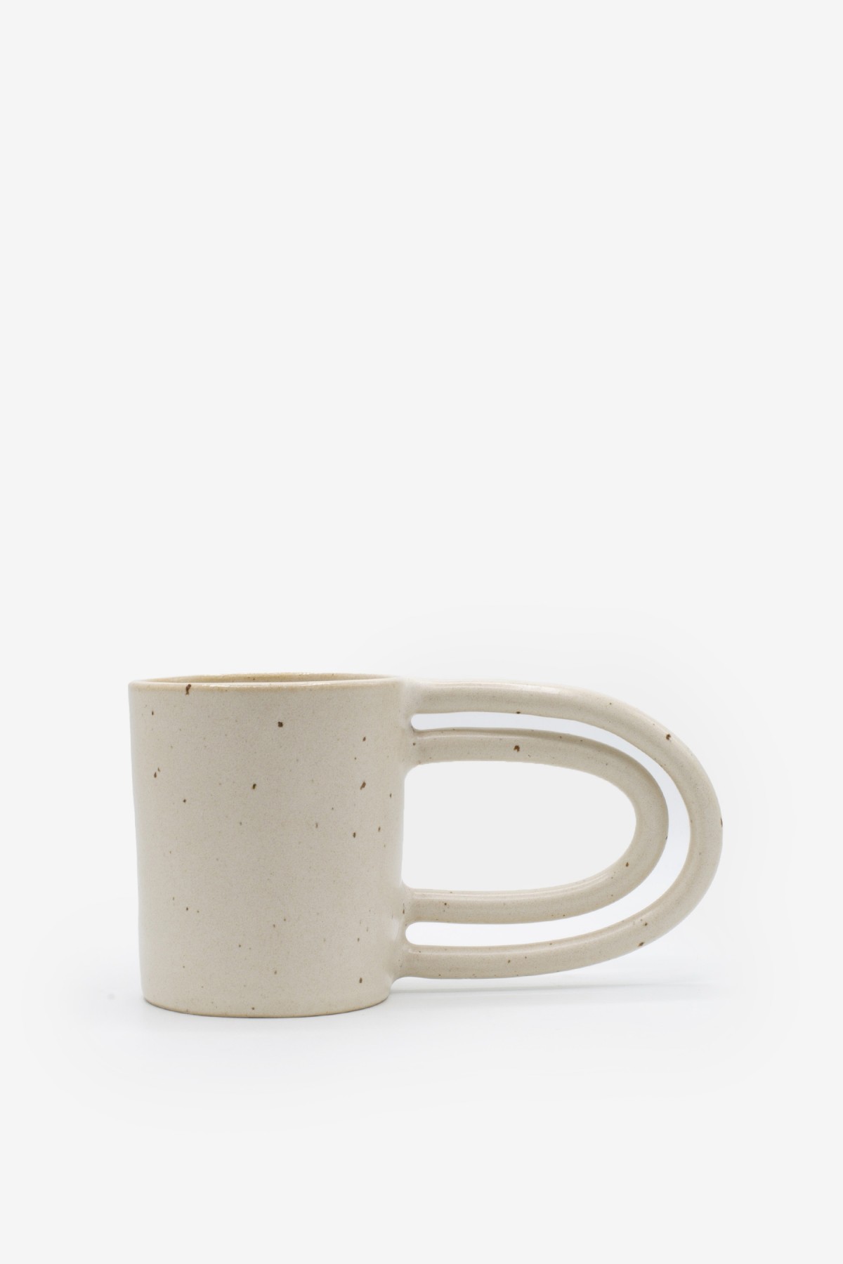 Miyelle 2 Hot 2 Handle Mug in Speckled Cream