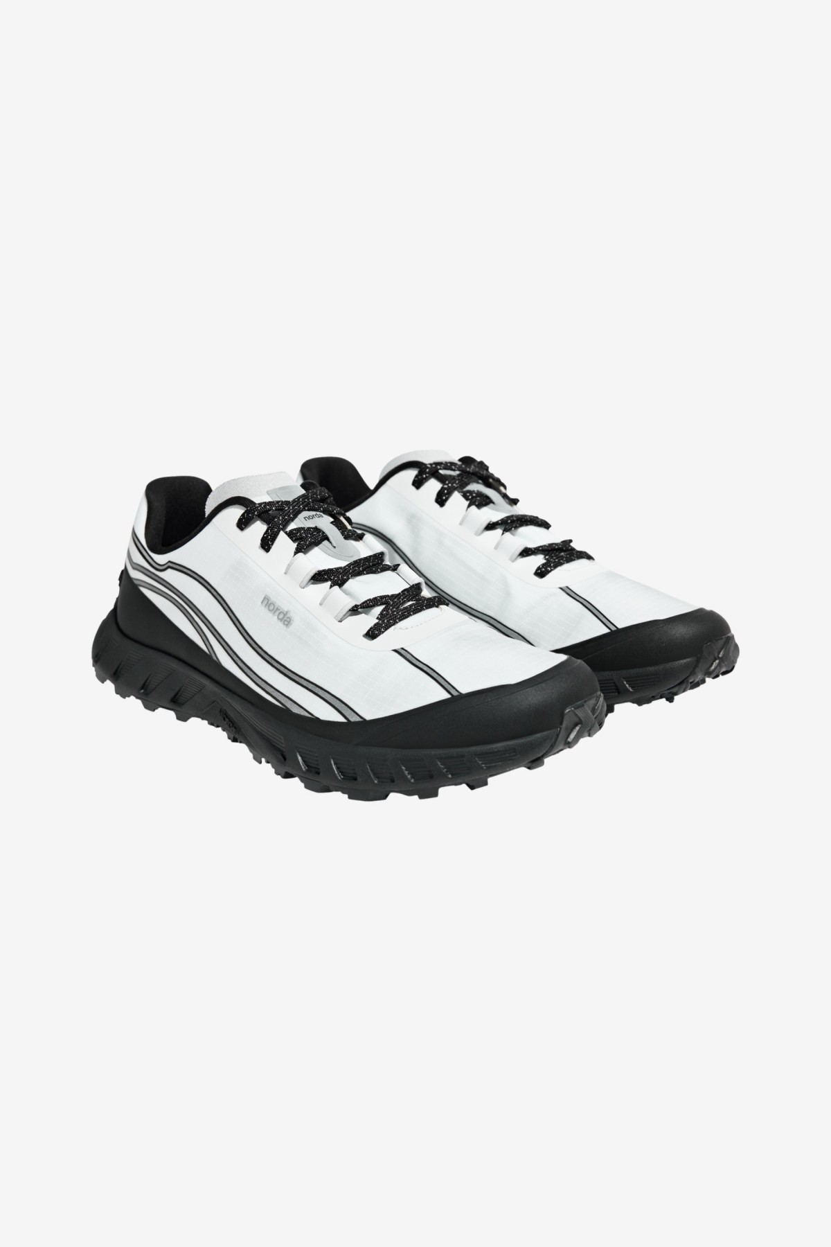 Norda 002 Trail Shoes in White