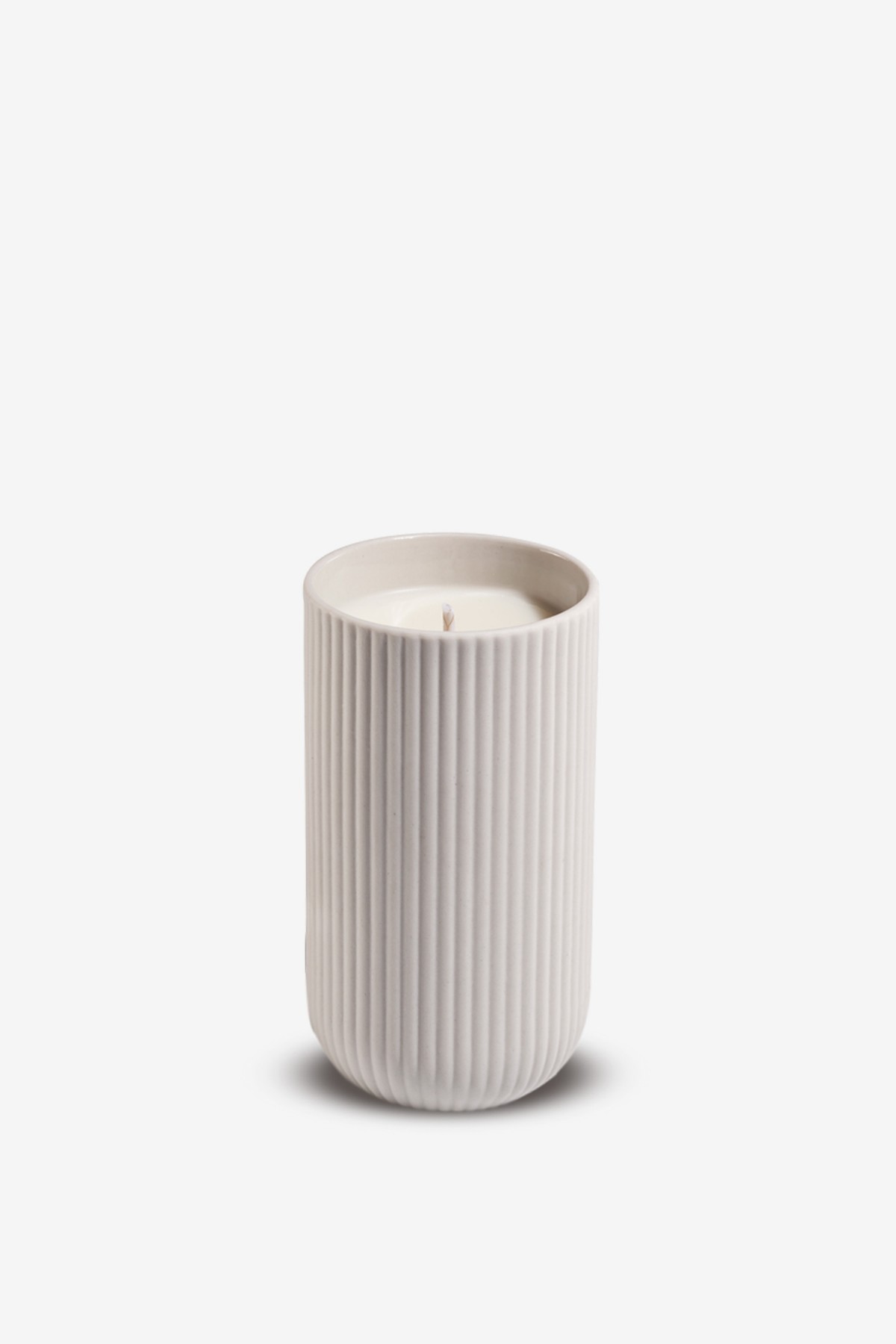 Very Goods Studio Lowtide Collection 250ml Candle in Ambra
