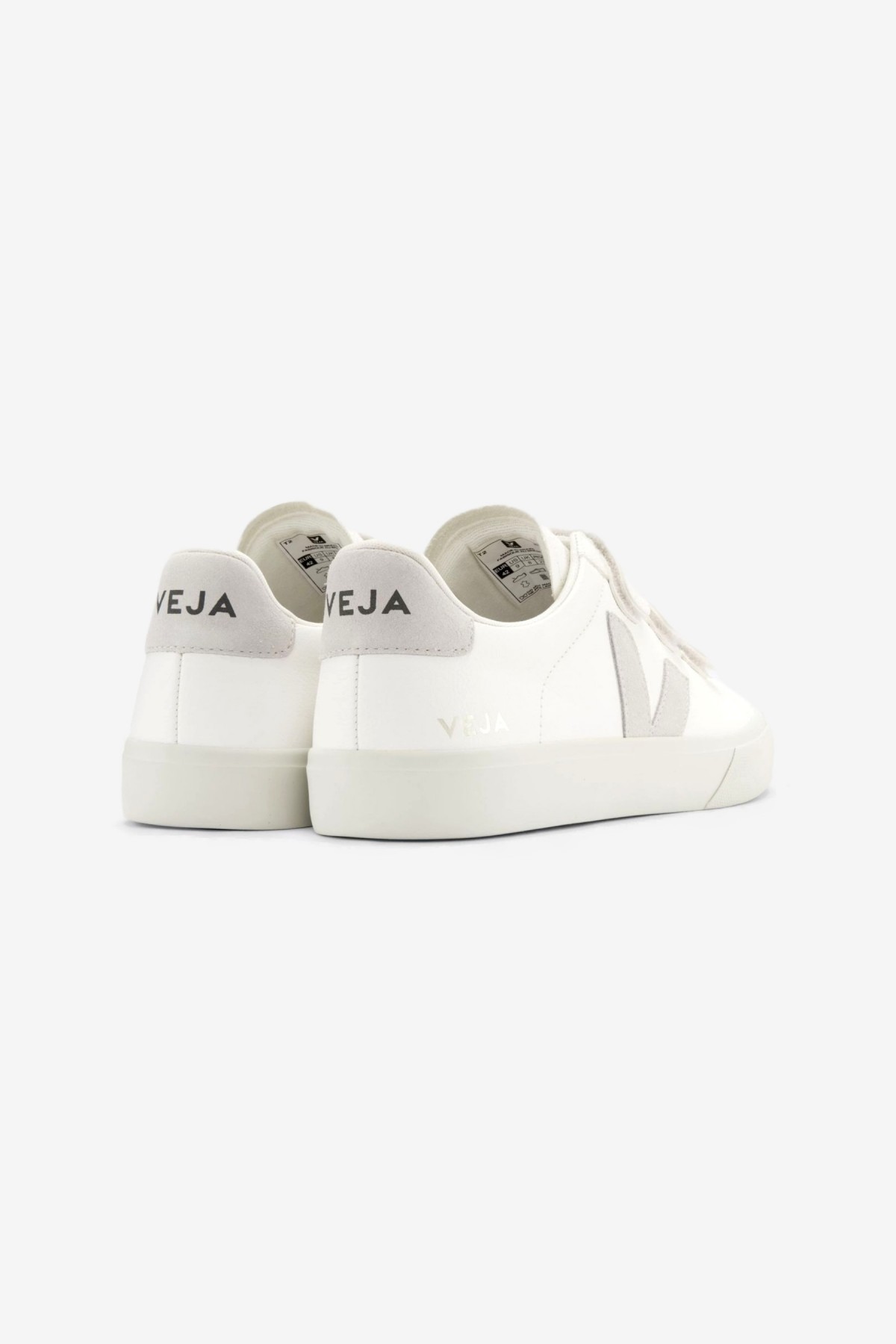 Veja Recife in Extra White Natural Leather