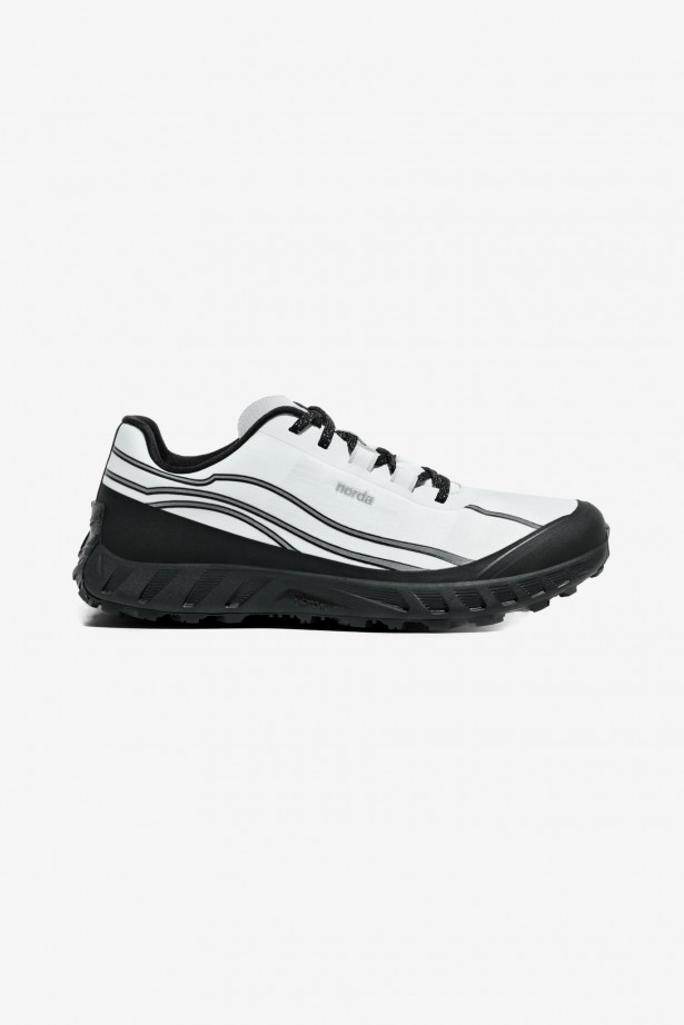 002 Trail Shoes