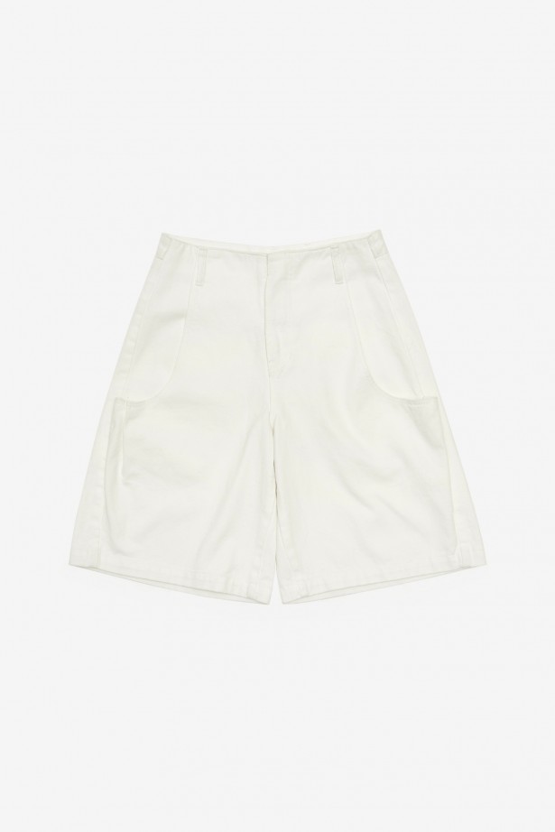 Cut-out Pocket Denim Shorts