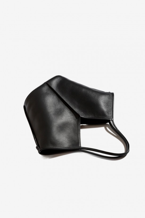 Hereu Calella Distressed Leather Tote Bag in Black
