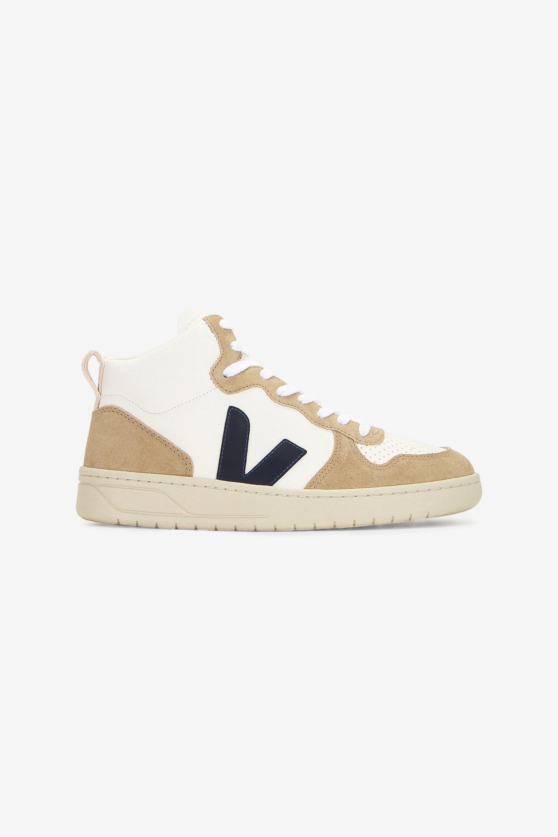 Veja v10 mesh white on sale nautico