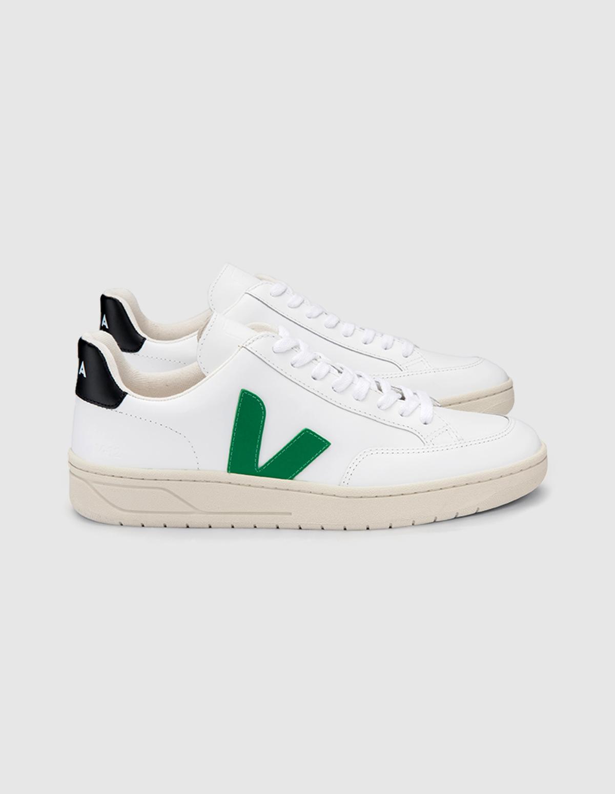 V-12 Leather in Extra White Emeraude 