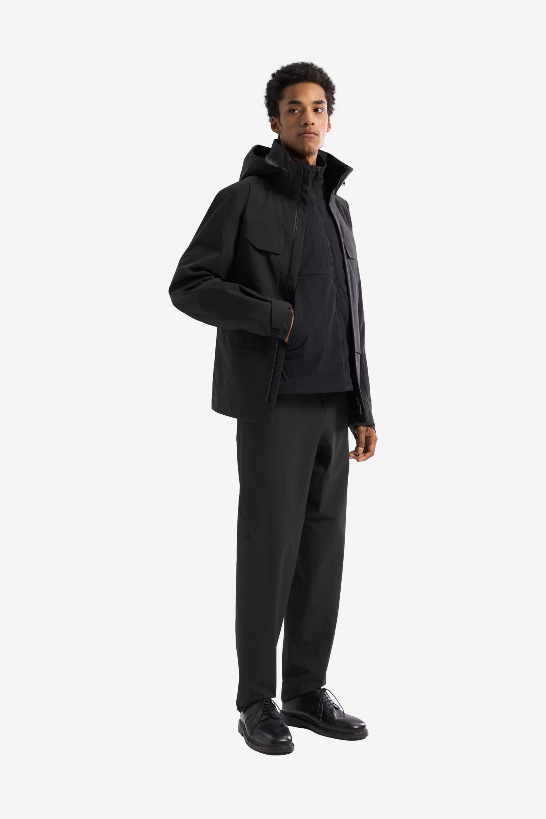 新品未使用　ARC'TERYX Field Jacket M size Field Jacket M in Black - Arc'teryx Veilance | Afura Store