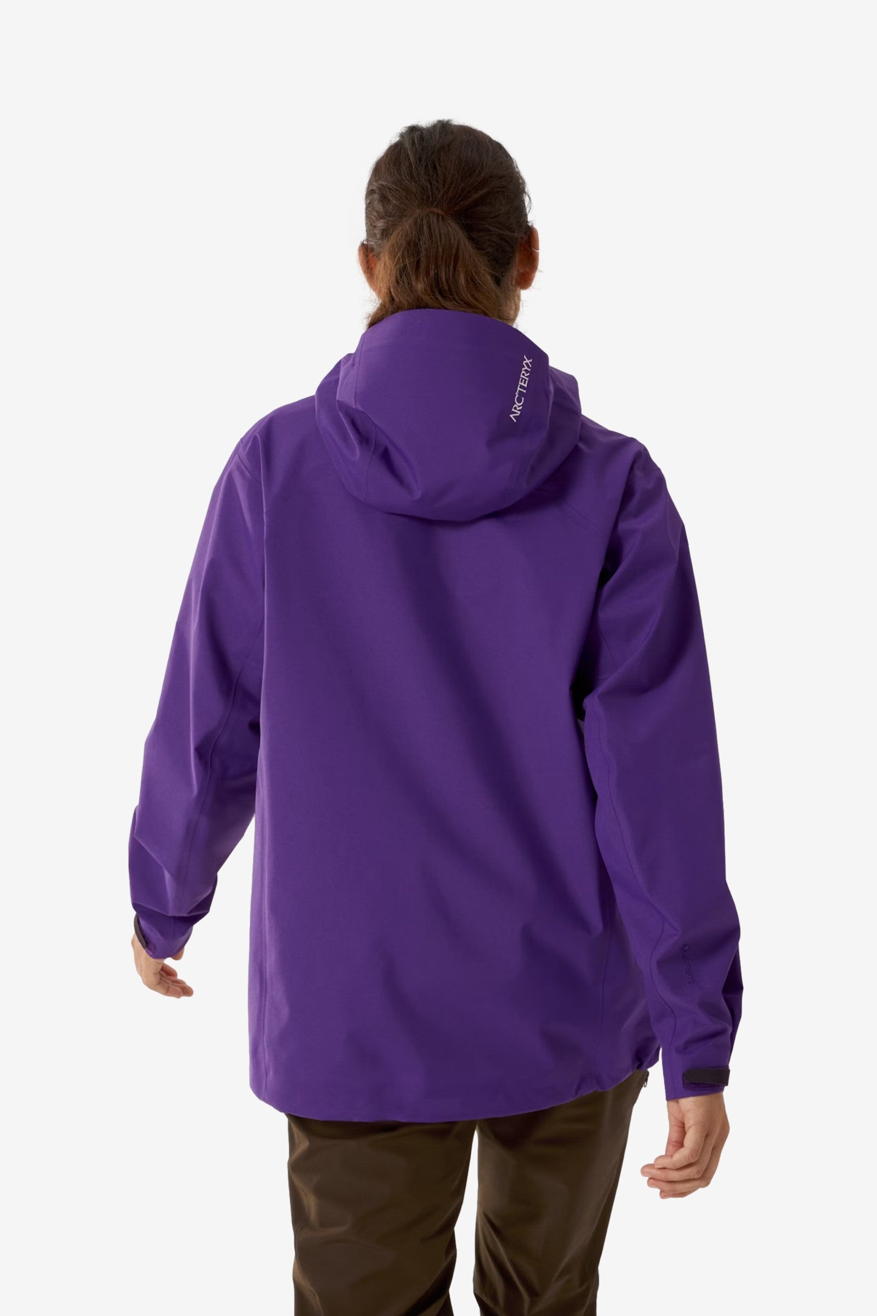 Beta Jacket W in Azalea - Arc'teryx | Afura Store