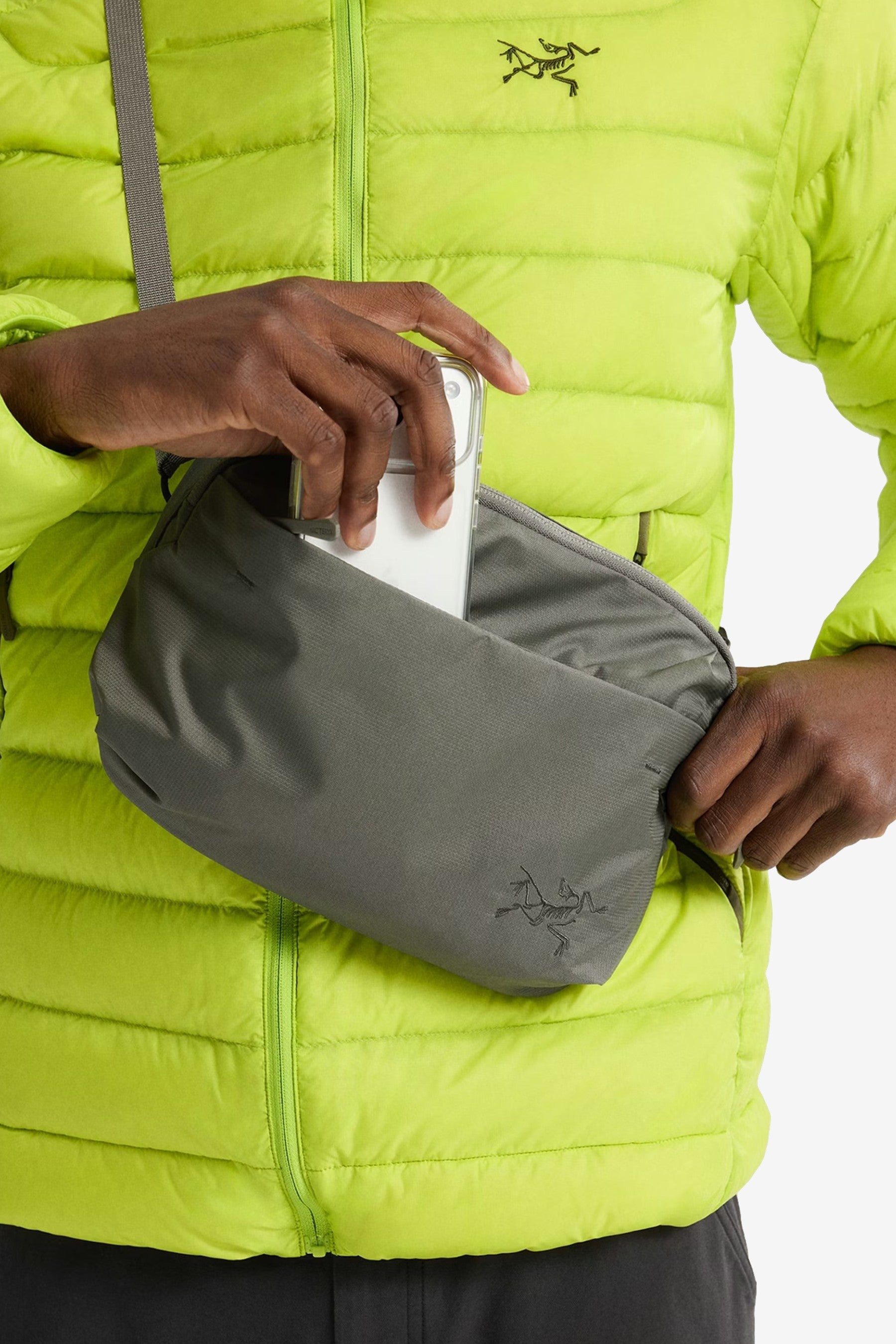 ARC’TERYX Heliad Crossbody Forage Heliad Crossbody in Forage - Arc'teryx | Afura Store