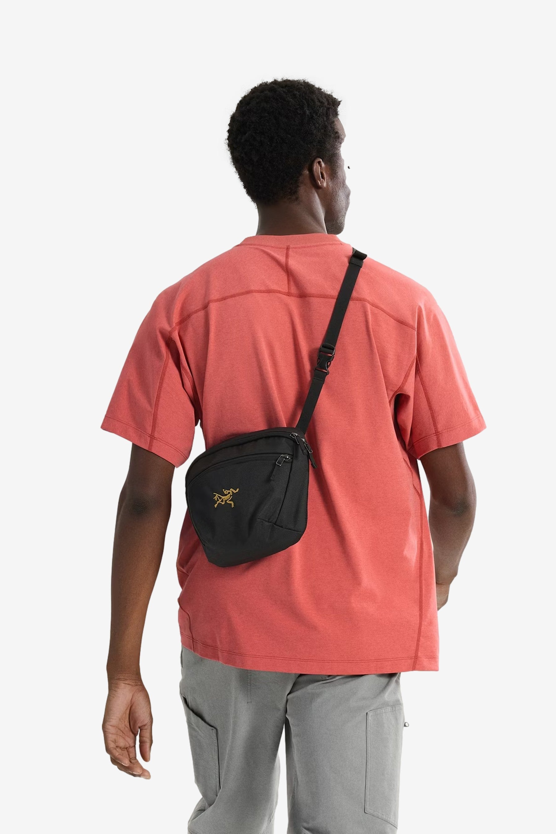 Mantis 2 Waist Pack in 24K Black - Arc'teryx | Afura Store