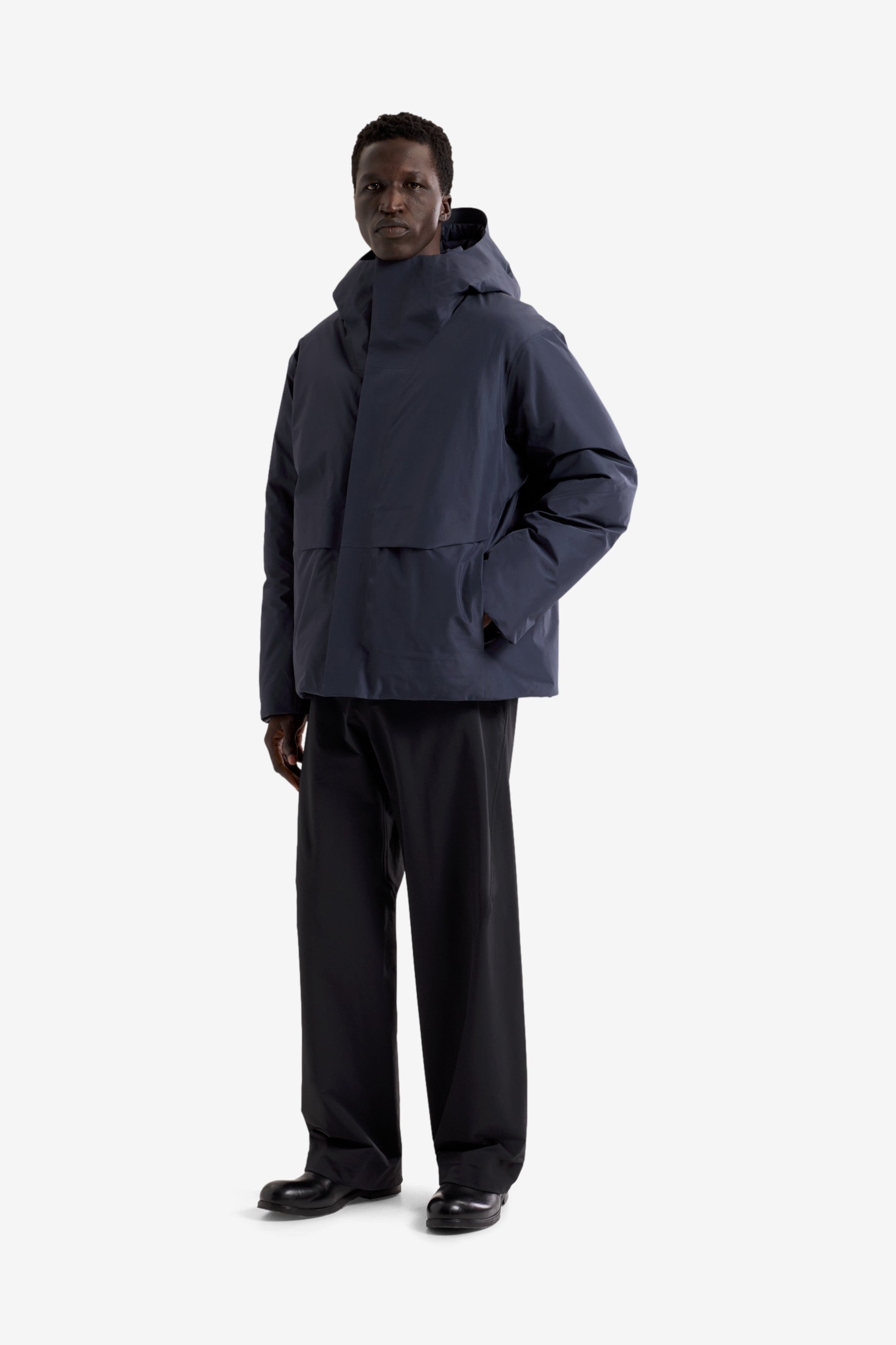 Sorin Down Jacket M in Black Sapphire - Arc'teryx Veilance | Afura