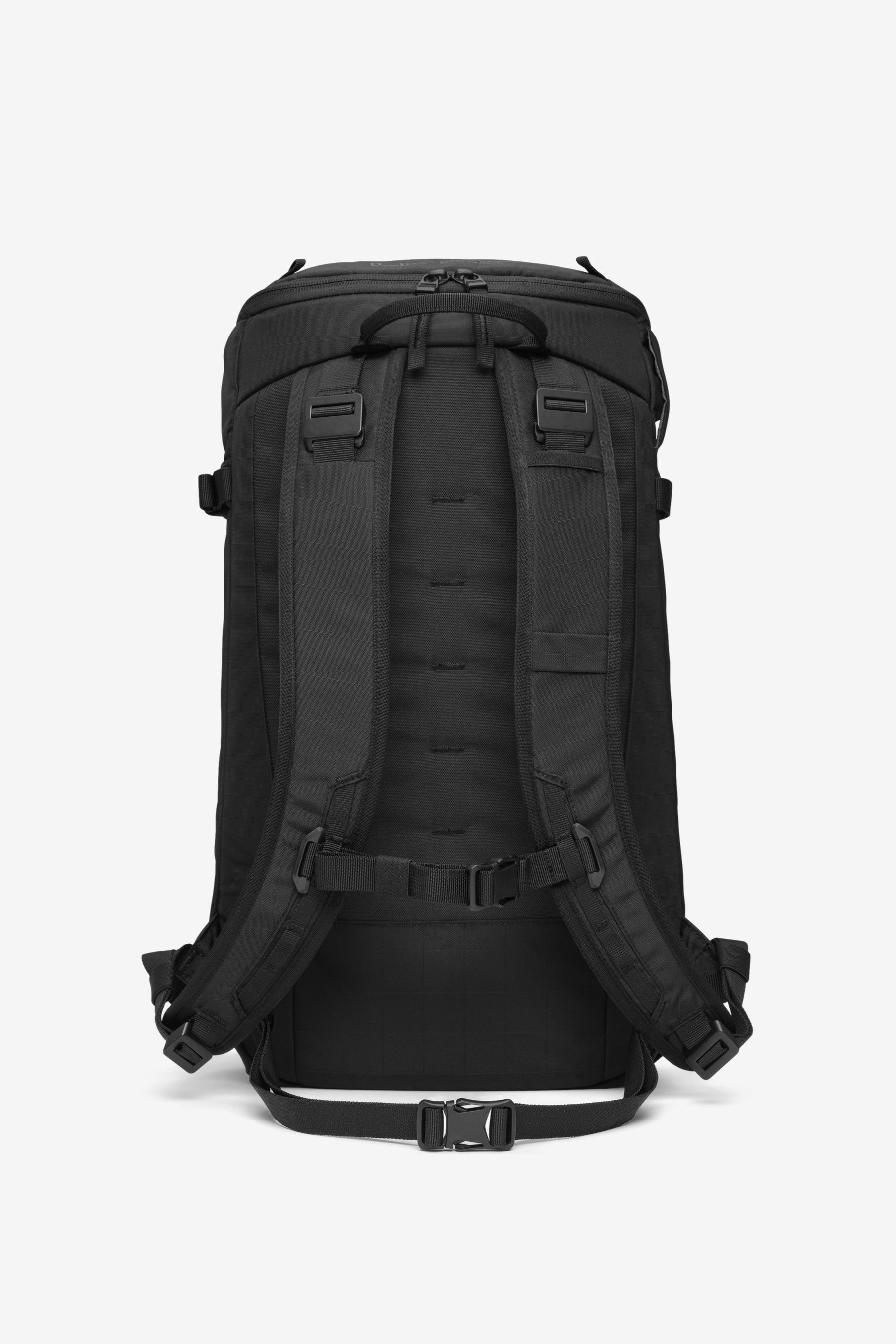 Ramverk Backpack 21L in Black Out - Db | Afura Store