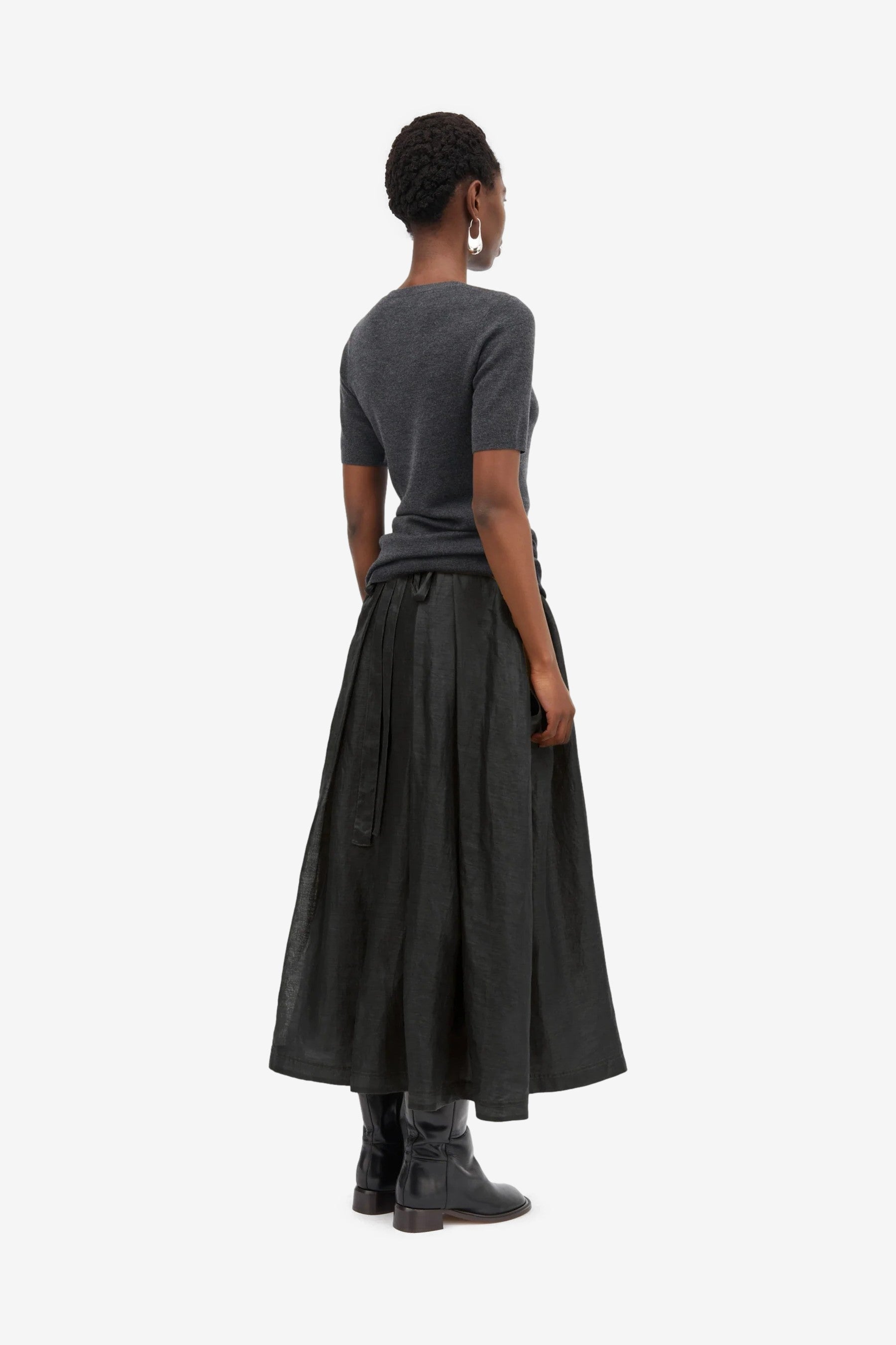 Nova Light Ramie in Black - MARK KENLY DOMINO TAN | Afura Store