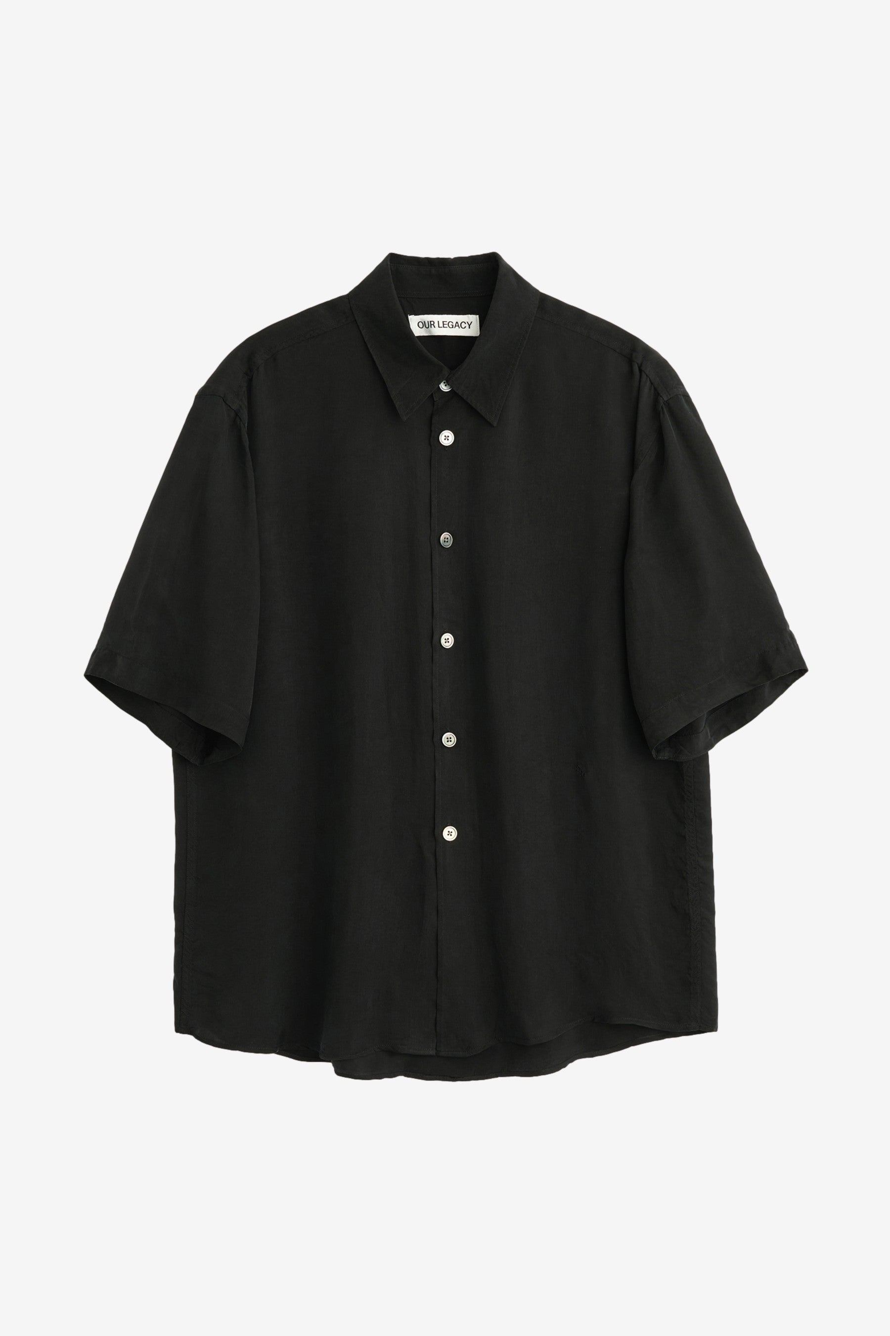 トップス OUR LEGACY BEYOND SHIRT 46 Beyond Shirt Shortsleeve in Char Black Dustveil Cupro - Our Legacy