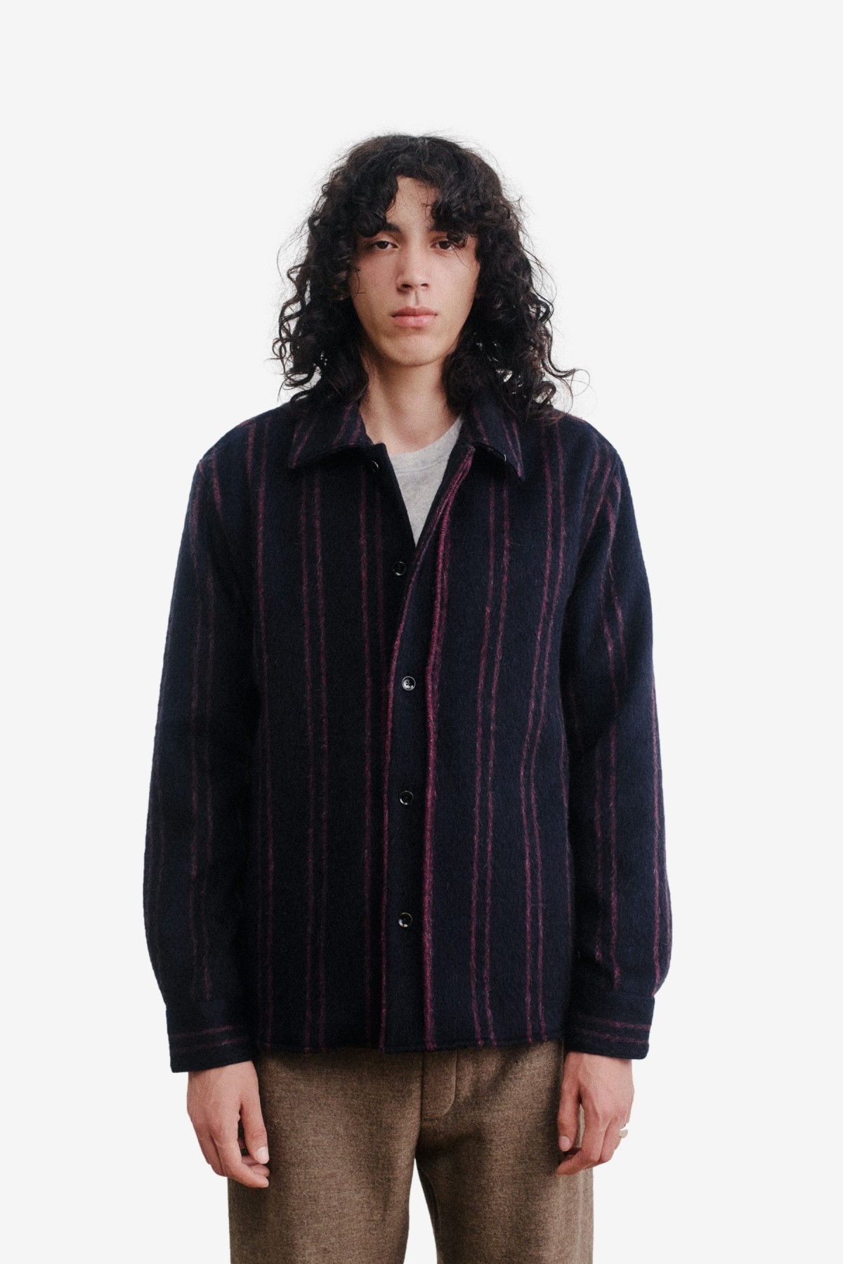 A Kind of Guise Cullu Overshirt in Furry Navy Stripe