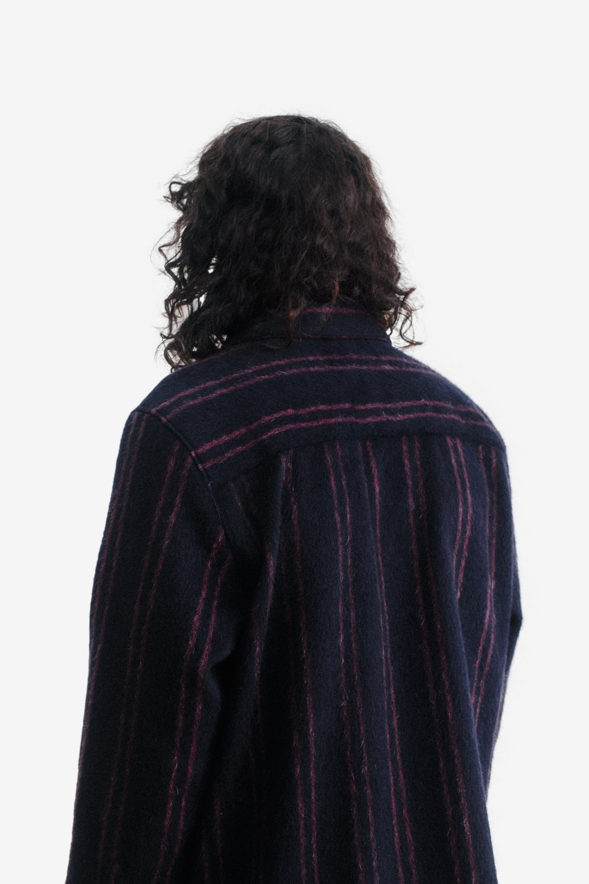 A Kind of Guise Cullu Overshirt in Furry Navy Stripe