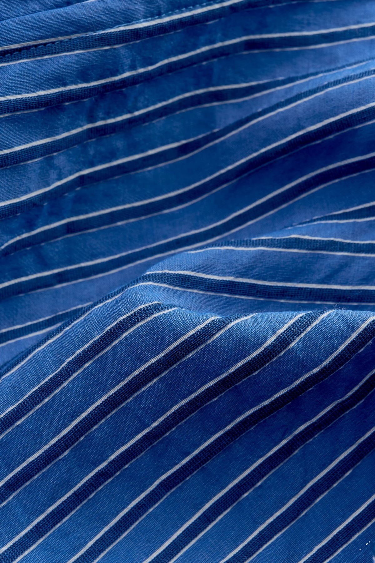 A Kind of Guise Gusto Shirt in Blue Sapphire Stripe