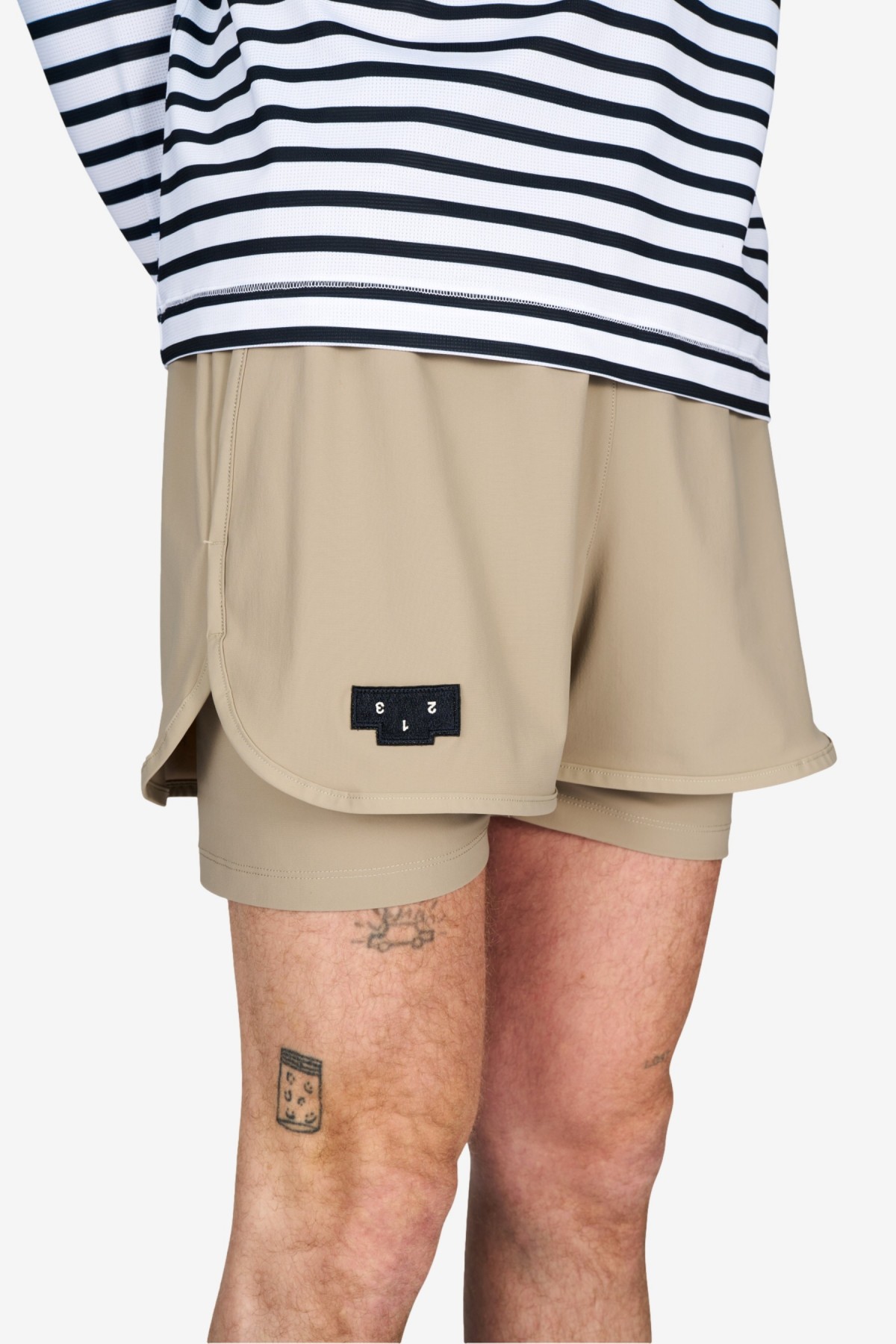 UNNA Flow Shorts 3" in Warm Sand