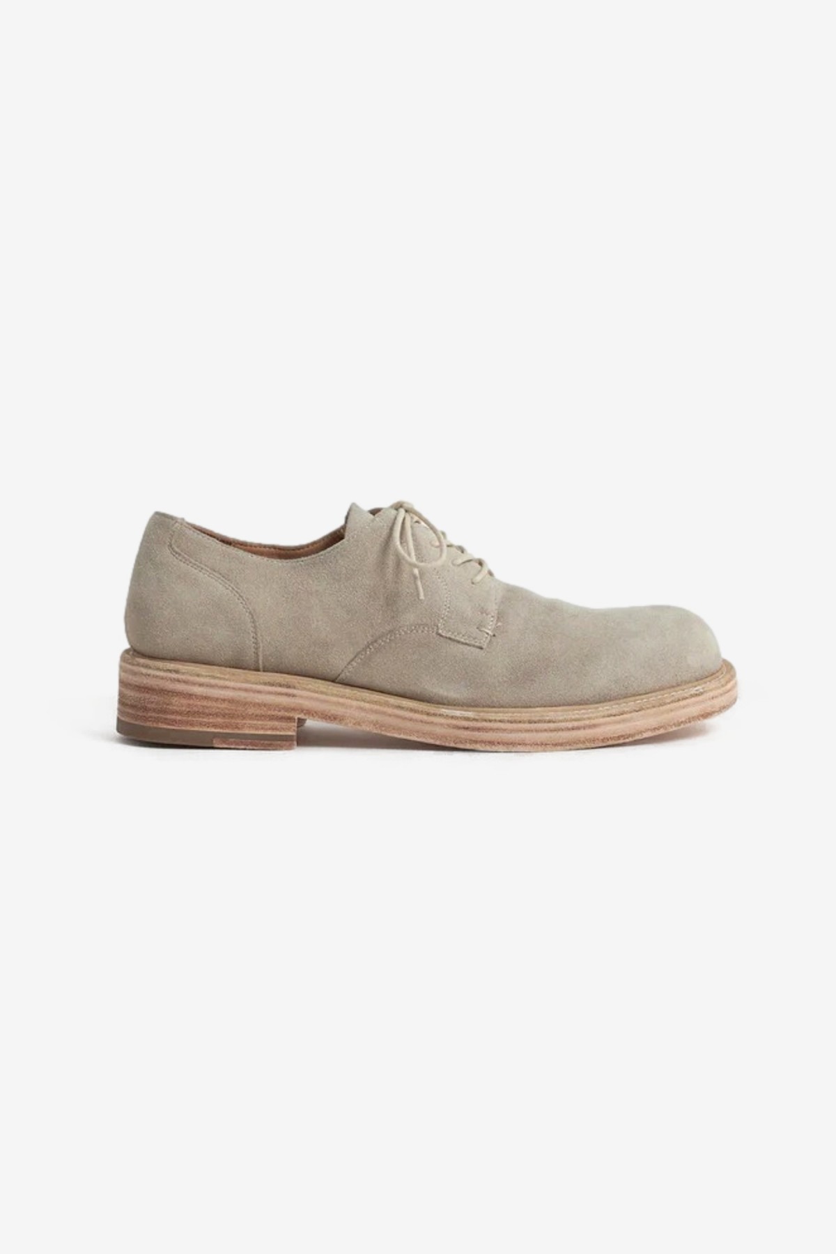 Paracia Mid Heel Derby Washed Seude in Beige
