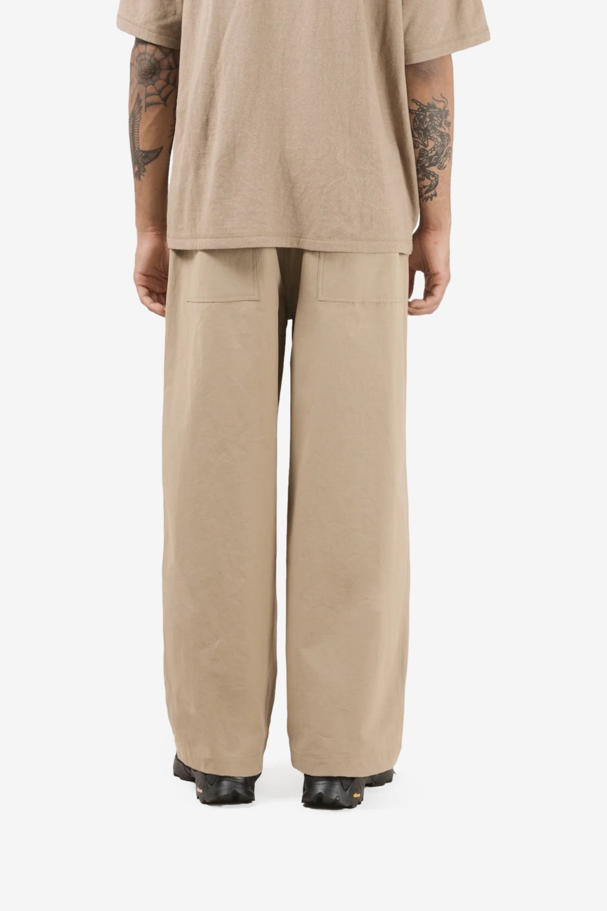 Satta Kai Pant in Khaki