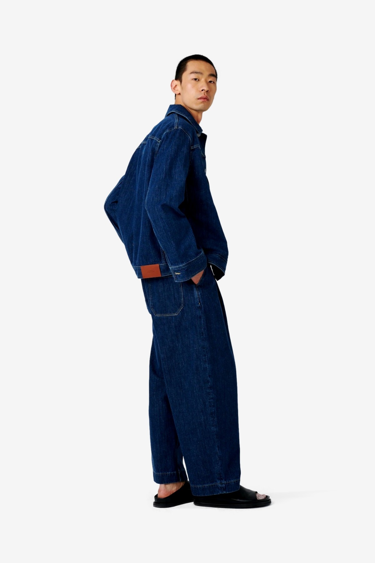 Studio Nicholson Puch in Indigo