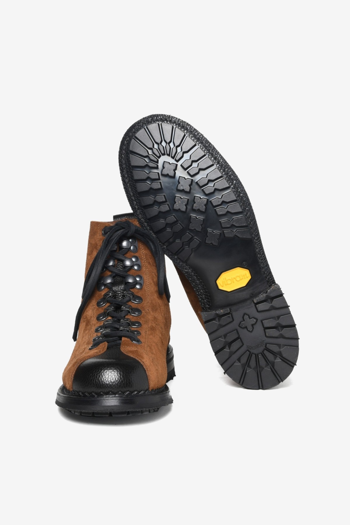 Yuketen Italian Paratrooper Boots GW in Tosca Snuff X T Pale Black