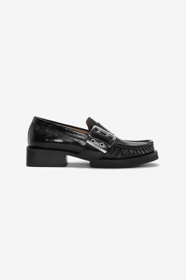 Feminine Buckle Loafer Naplack